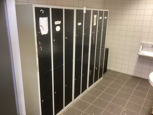Lockerkast (3x) - afbeelding 1 van  2