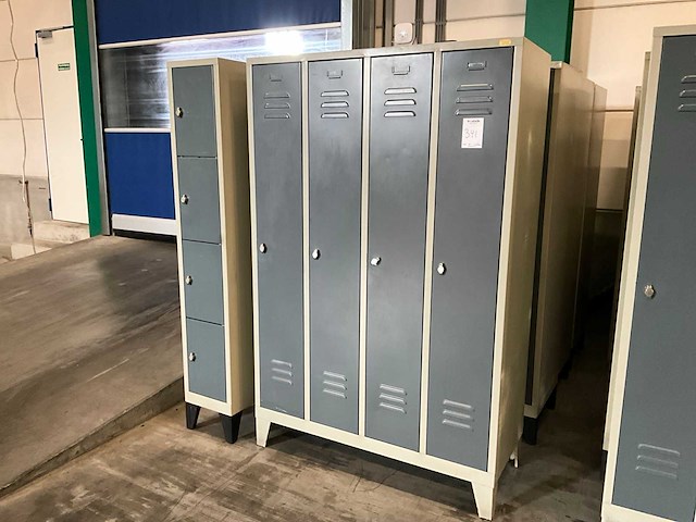 Lockerkast (4x) - afbeelding 1 van  3