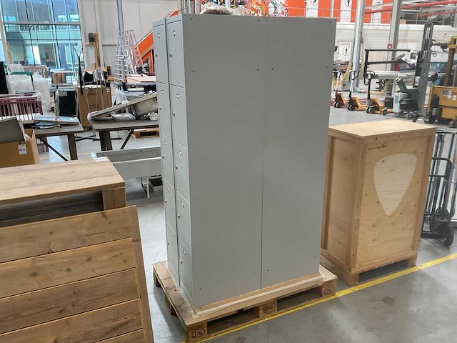 Lockerkast (4x) - afbeelding 1 van  5