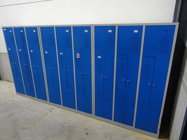 Lockerkast 6-deurs (3x) - afbeelding 1 van  3