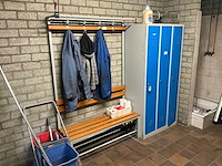 Lockerkast en bankje - afbeelding 1 van  3
