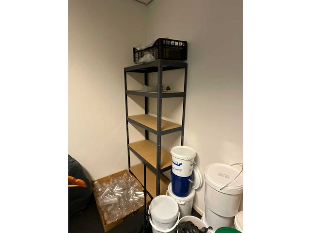 Lockerkast en divers (2x) - afbeelding 4 van  6