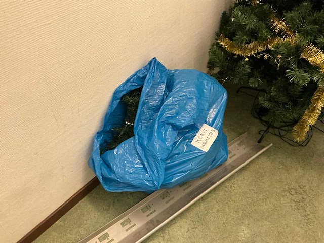 Lockerkast en diversen - afbeelding 7 van  7