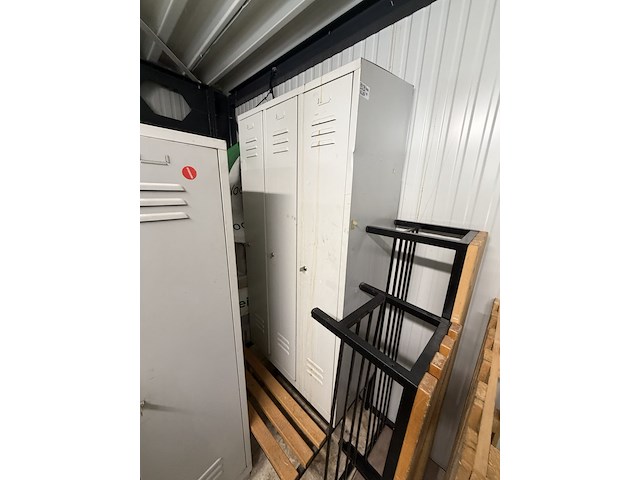Lockerkast, grijs - afbeelding 1 van  3