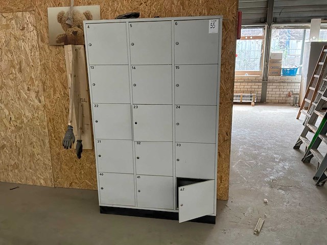Lockerkast - afbeelding 1 van  3