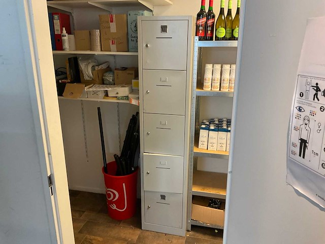 Lockerkast - afbeelding 1 van  1