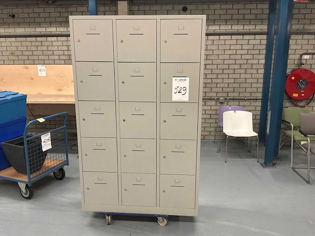 Lockerkast - afbeelding 1 van  3