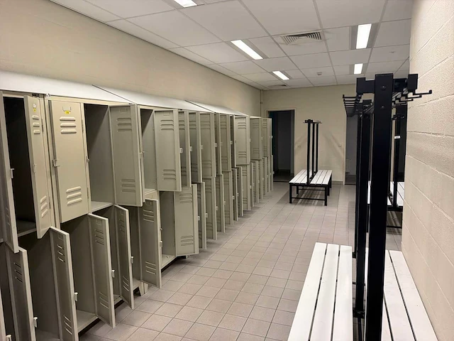 Locker/kleedkamer opstelling - afbeelding 4 van  5