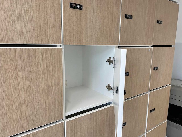 Lockerwand/ postvakken 25-deurs - met sleutel - afbeelding 8 van  14