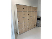Lockerwand/ postvakken 25-deurs - met sleutel - afbeelding 9 van  14