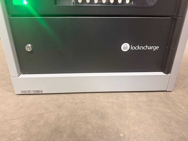 Lockncharge - fuyl tower 15 - smart locker, netwerkkluis - afbeelding 6 van  7