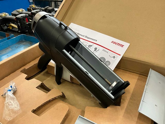 Loctite eq hd14 lijm- kitspuit - afbeelding 4 van  4