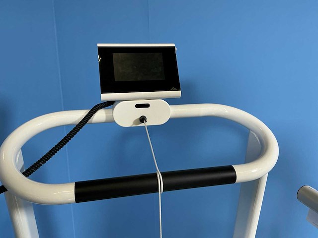 Lode - loopband met monitor - afbeelding 24 van  28