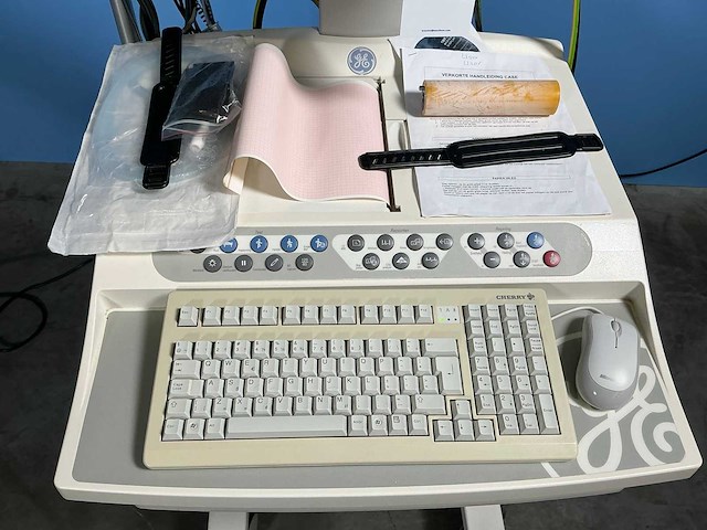 Lode - loopband met monitor - afbeelding 8 van  29