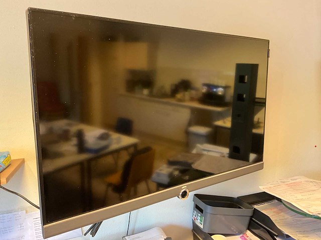 Loewe connect 40 ultra hd scherm + muurbeugel - afbeelding 1 van  1