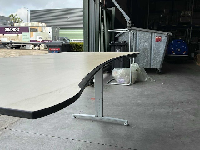 Logicdata electrische bureautafel 180x90 cm - afbeelding 10 van  12
