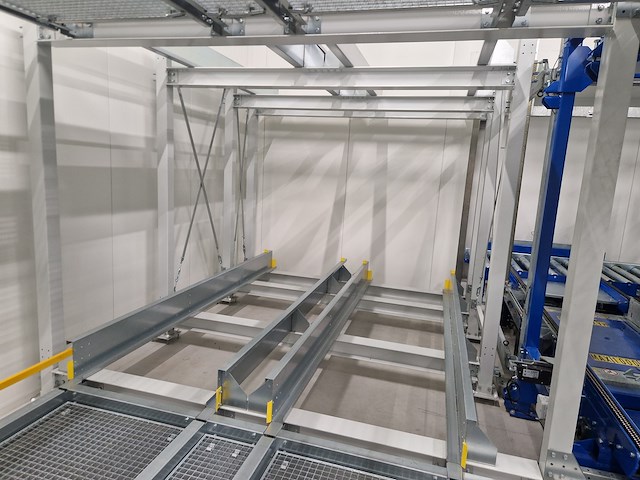 Logiqs b.v. / agv international - afbeelding 18 van  41