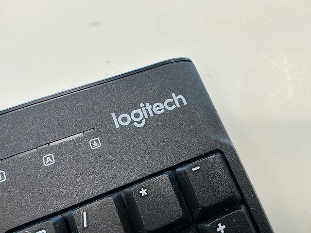 Logitech - toetsenbord (6x) - afbeelding 2 van  2