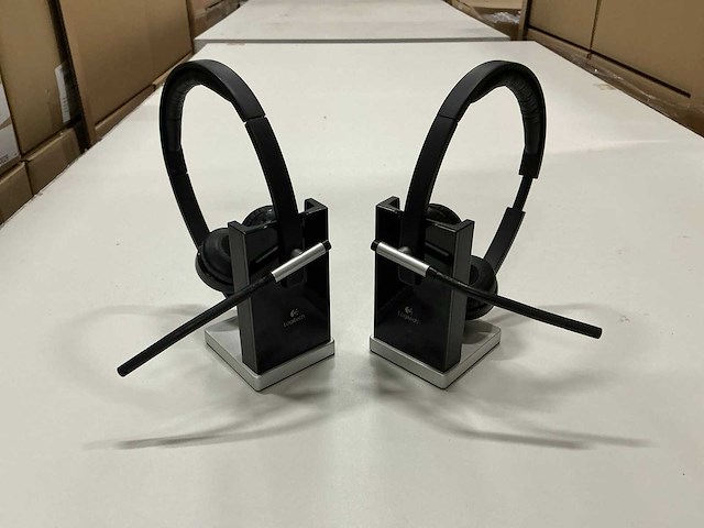 Logitech dual h820e a-00059 (2x) - afbeelding 1 van  3