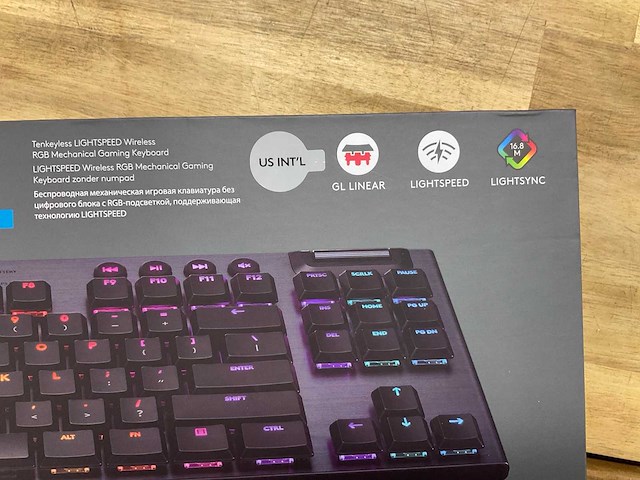 Logitech g915 tkl toetsenbord - afbeelding 2 van  4