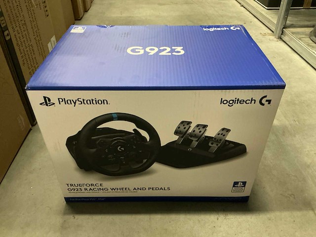 Logitech g923 racing wheel and pedals - afbeelding 1 van  2