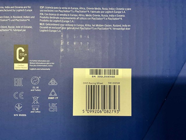 Logitech g923 racing wheel and pedals - afbeelding 2 van  2