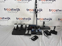 Logitech g923 trueforce - racestuur en pedalen - playstation 4, playstation 5 & pc |rowenta x-force 9.60 aqua rh20c7 – steelstofzuiger - afbeelding 1 van  3