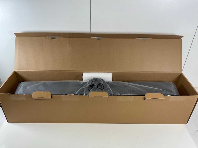 Logitech (rally-bar) all-in-one 4k video conferencing system (new) - afbeelding 3 van  5