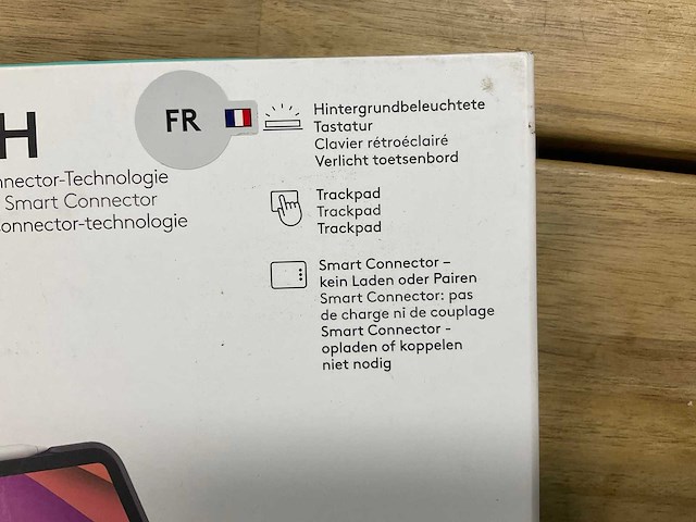 Logitech toetsenbordcase met trackpad en smart-connector technologie - afbeelding 2 van  3