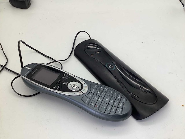 Logitech universele luxe afstandsbediening computeronderdeel - afbeelding 5 van  7