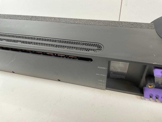 Logitech (vr0019) all-in-one 4k video conference soundbar - afbeelding 7 van  8