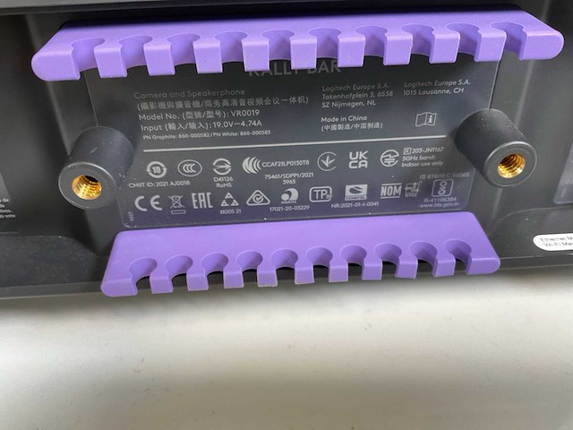 Logitech (vr0019) all-in-one 4k video conference soundbar - afbeelding 8 van  8