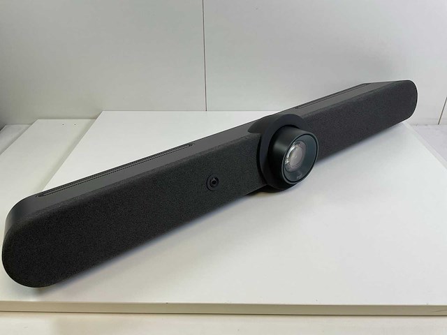 Logitech (vr0019) all-in-one 4k video conferencing rally bar - afbeelding 2 van  6