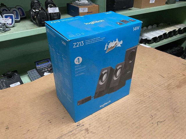 Logitech z213 14w compact speaker system (2x) - afbeelding 1 van  2