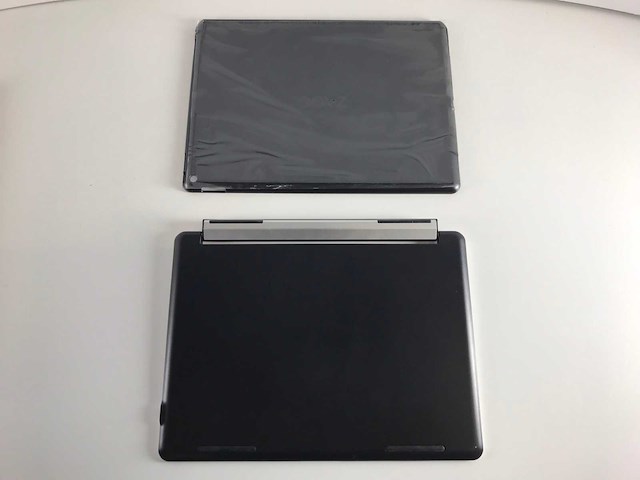 Logitech & zagg mix model keyboards and cases (new) - check description (2x) - afbeelding 2 van  11