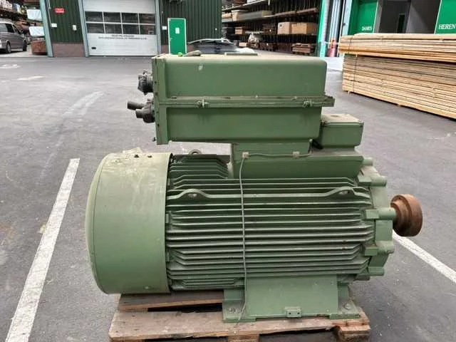 Loher - elektra motor 2030kg - afbeelding 2 van  7