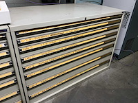 Lokoma ladekast met diverse freesgereedschap - afbeelding 1 van  59