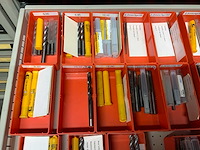 Lokoma ladekast met diverse freesgereedschap - afbeelding 47 van  59