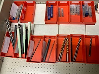 Lokoma ladekast met diverse freesgereedschap - afbeelding 56 van  59