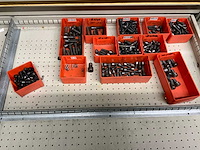 Lokoma ladekast met diverse gereedschap en materialen - afbeelding 9 van  20