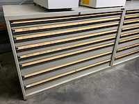 Lokoma ladekast met diverse gereedschap en materialen - afbeelding 12 van  20