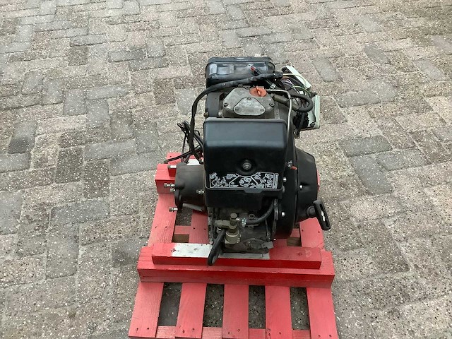 Lombardini - dieselmotor - afbeelding 4 van  4