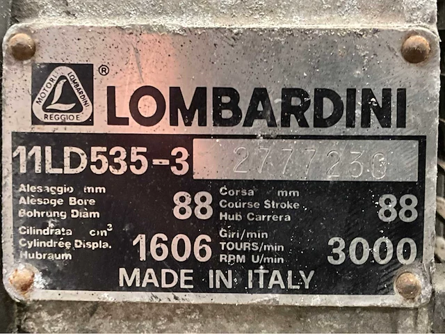 Lombardini 11ld-535-3 dieselmotor voorzien van vloeistofpomp - afbeelding 2 van  10