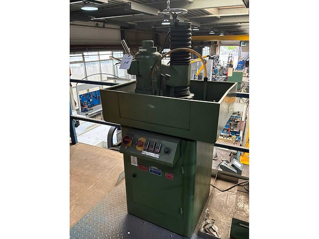 Lomefa unicum 8 vlakslijpmachine - afbeelding 2 van  5