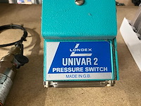 Londex univar 2 drukschakelaar - afbeelding 2 van  3