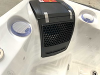London with nordic insulation - jacuzzi 5 personen 230v - afbeelding 15 van  16