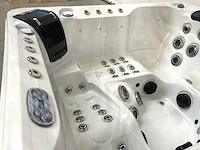 London with nordic insulation - jacuzzi 5 personen 230v - afbeelding 7 van  19