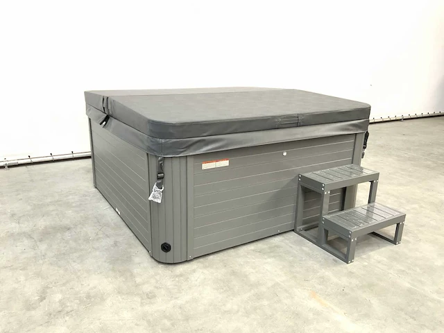 London with nordic insulation - jacuzzi 5 personen 230v - afbeelding 13 van  19
