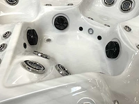 London with nordic insulation - jacuzzi 5 personen 230v - afbeelding 3 van  19