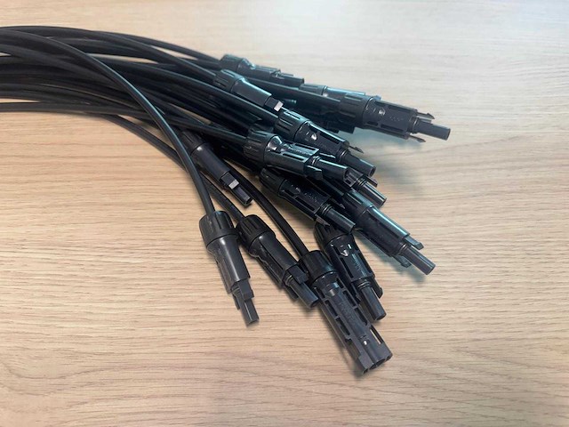 Longi - mc4 - set van 20 verlengkabels (58 cm) t.b.v. zonnepanelen - afbeelding 1 van  6